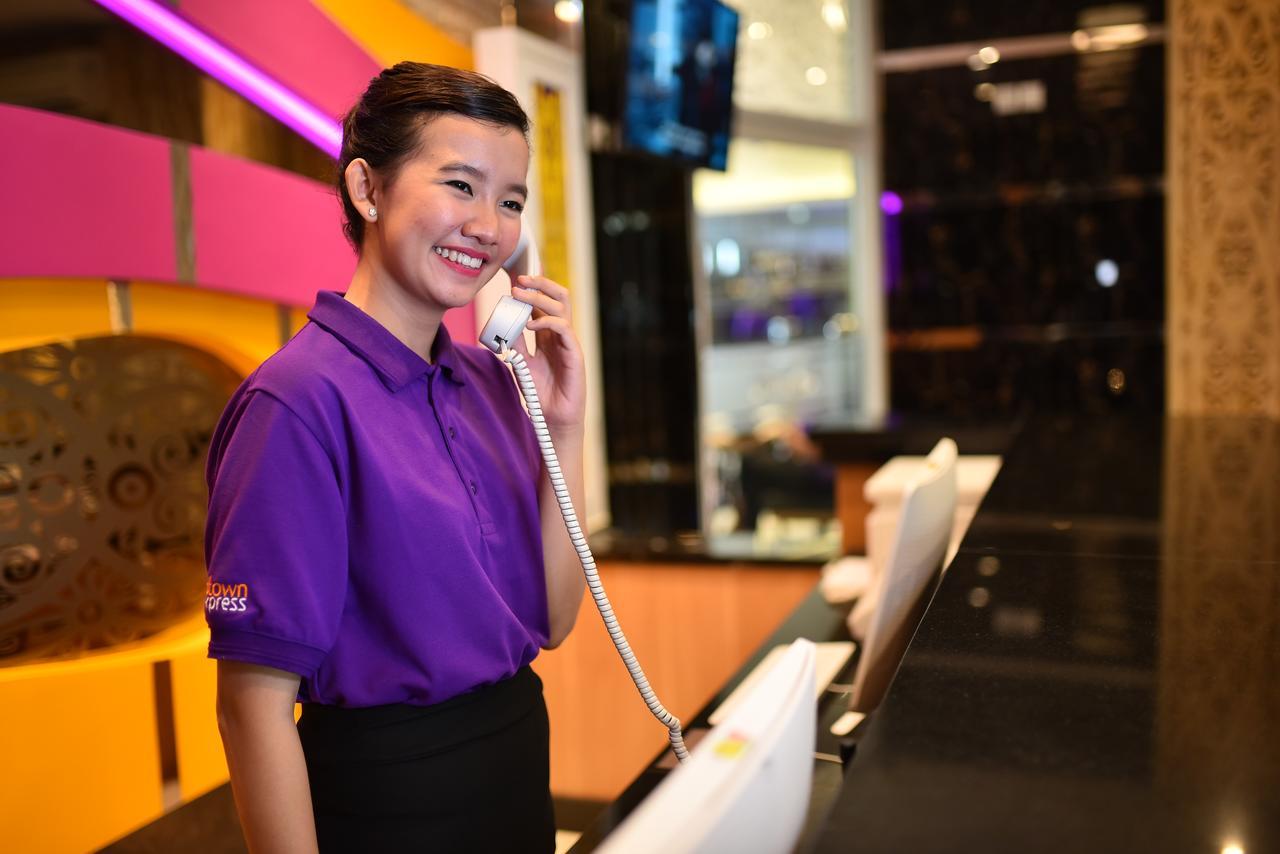 Midtown Xpress Balikpapan Hotell Exteriör bild