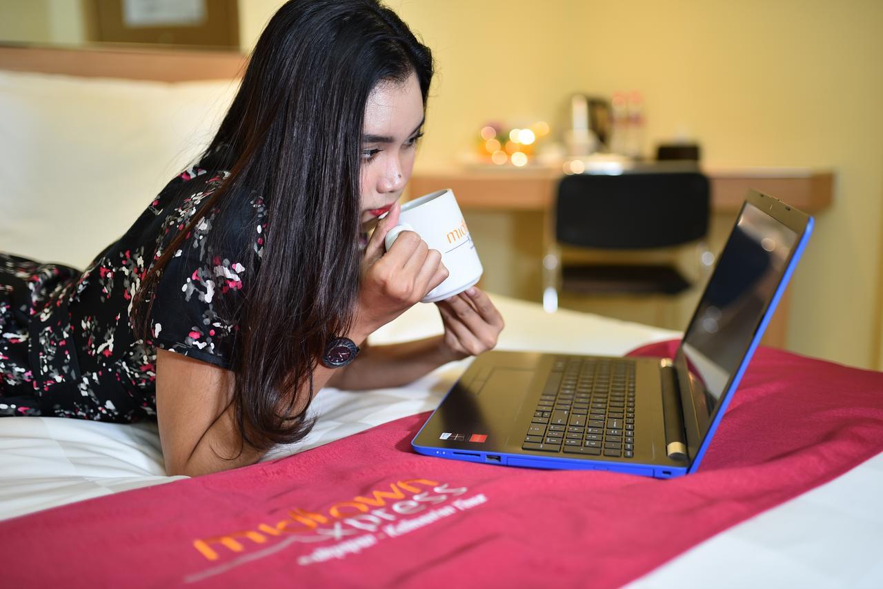 Midtown Xpress Balikpapan Hotell Exteriör bild